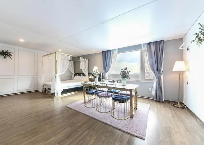 Hyggelig Albergue Busan
